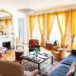 Spacious Apartment In The Heart Of Paris