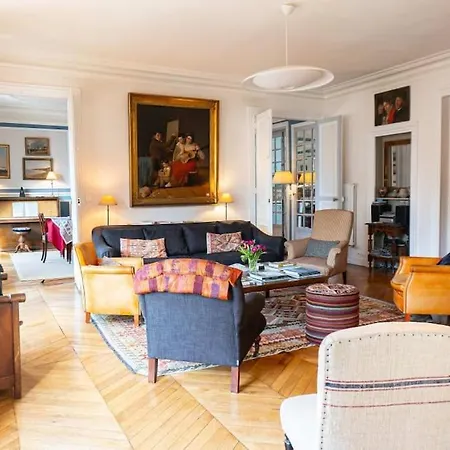 Spacious In The Heart Of Parigi